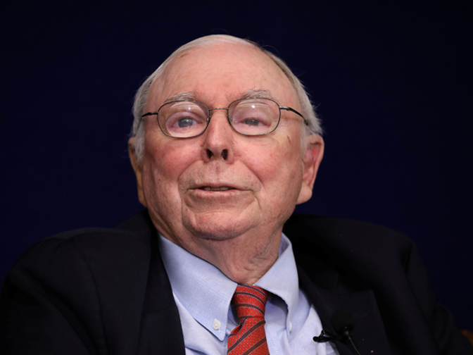 Hoc-chung-khoan-Charles-Munger